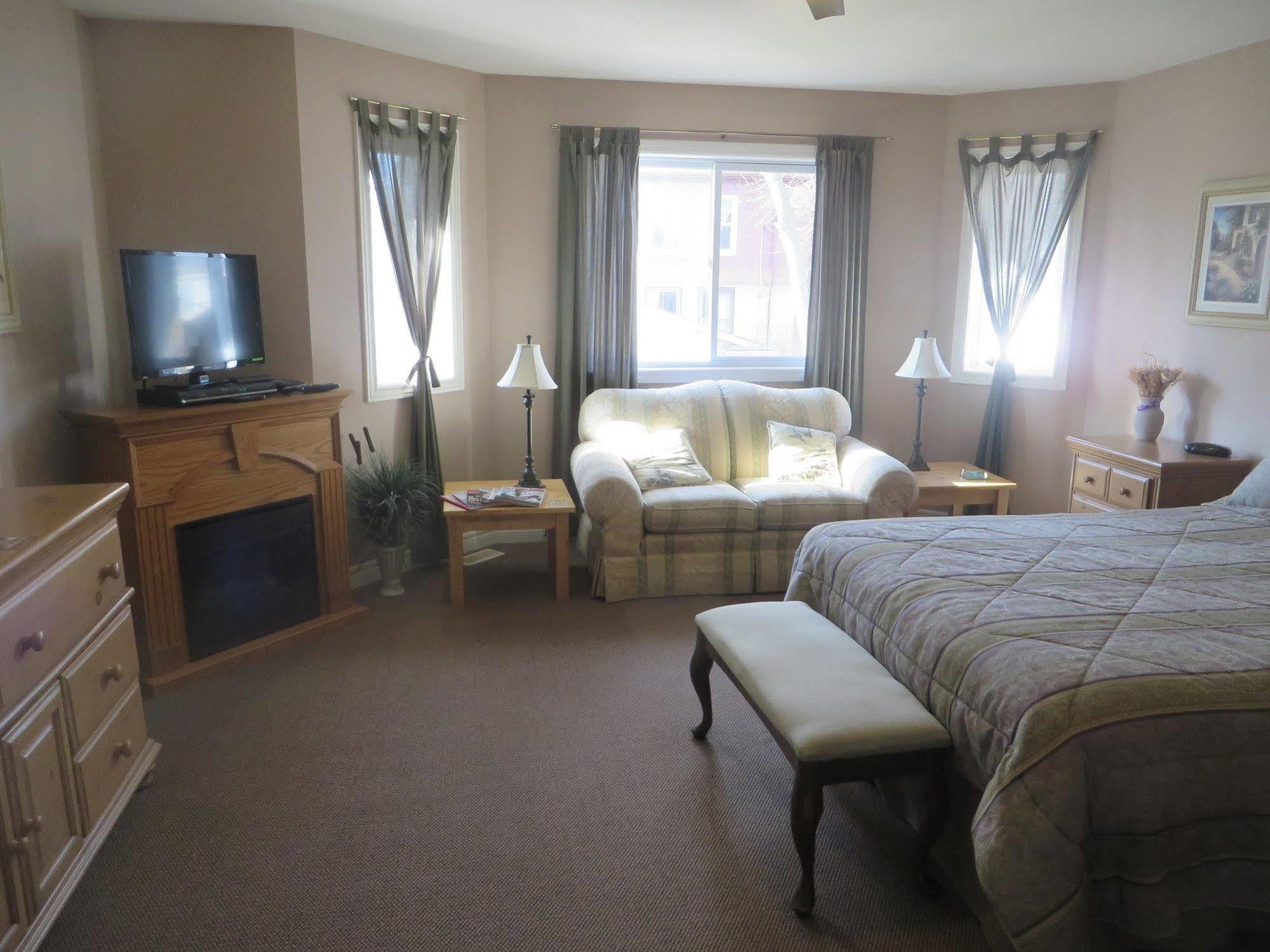 Bed & Breakfast Gardenia Bed & Breakfast Niagara Falls