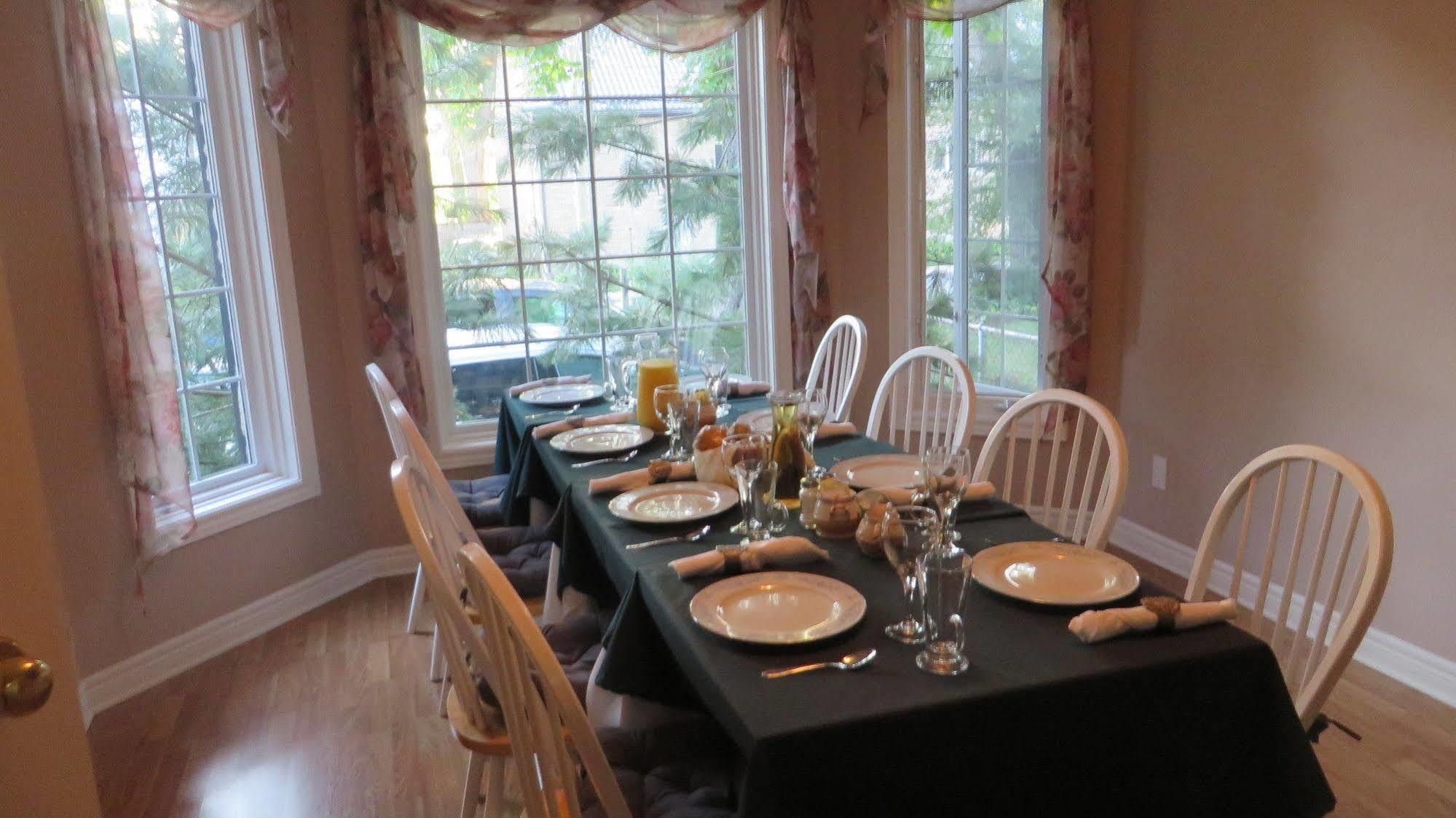 Bed & Breakfast Gardenia Bed & Breakfast Niagara Falls